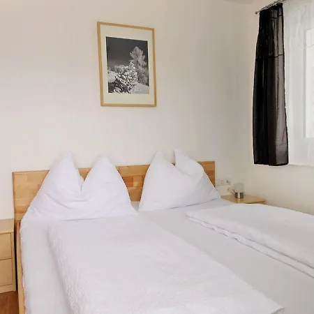Haus Hanser 754w *